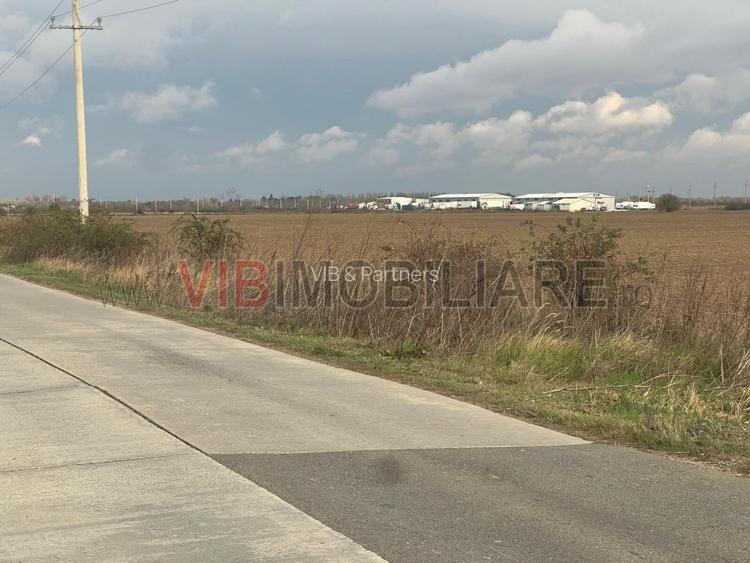 Teren de vanzare - 22800mp  - Parc Industrial km 23 - 3