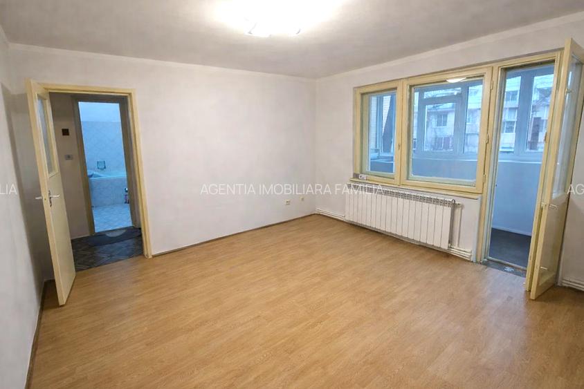 Apartament 3 camere, semidecomandat – etaj 1/4 – Micro 17 (Tiglina 4) - 2