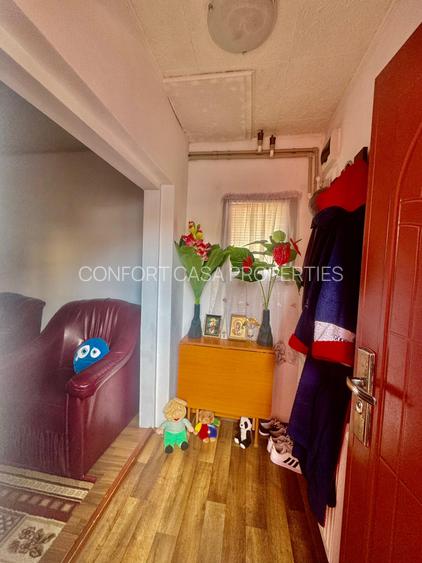 Casa caramida - singur curte - 2