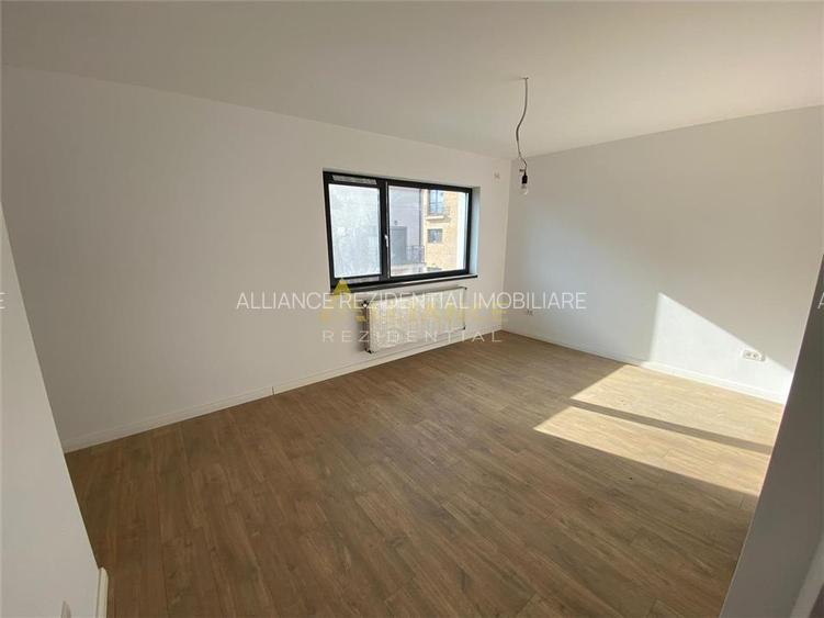 Casa Tip Duplex - 5 camere 4 bai - Mutare Imediata - - 13