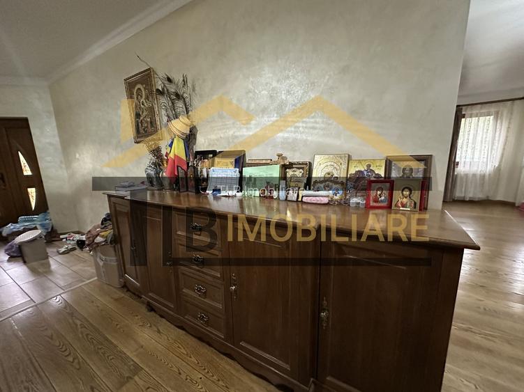 Vila cu 8 camere de vanzare, teren 1580mp, Zona Praid - 28