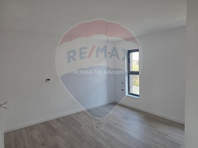 VANZARE Casă / Vilă PREMIUM 4 camere la pret normal - 15