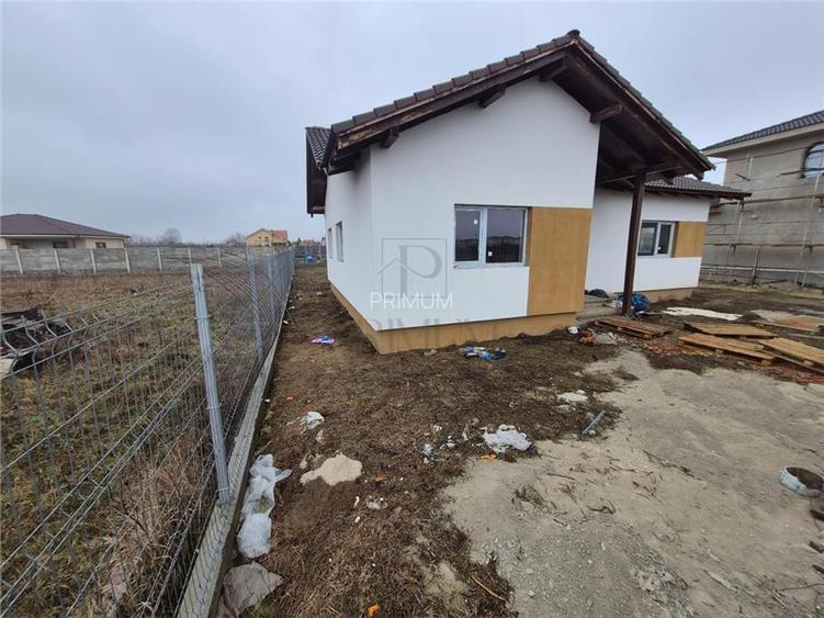 Casa Individuala in Mosnita Noua - Teren Generos 635 mp - la alb - 5
