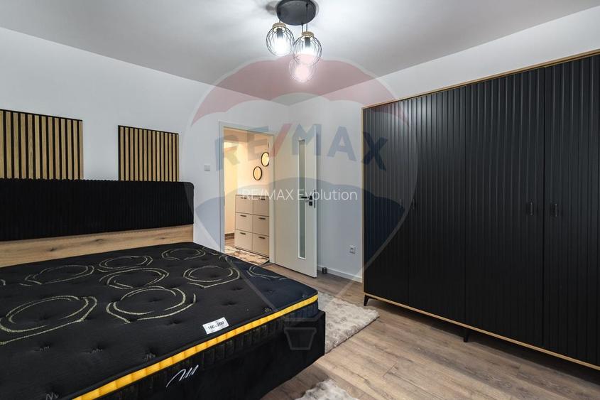 DE INCHIRIAT ap 3 camere- zona Cerna/ Tractorul! - 8