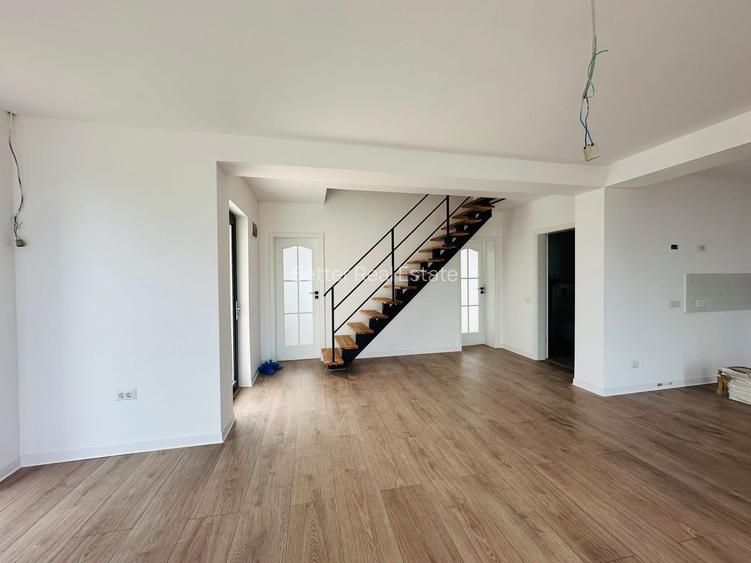 Casă individuală de vânzare Berceni Ilfov – curte 406 mp - 4 camere - 10