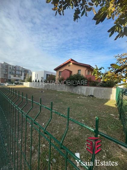 TEREN INTRAVILAN DE VANZARE -- COMPOZITORI - - 9