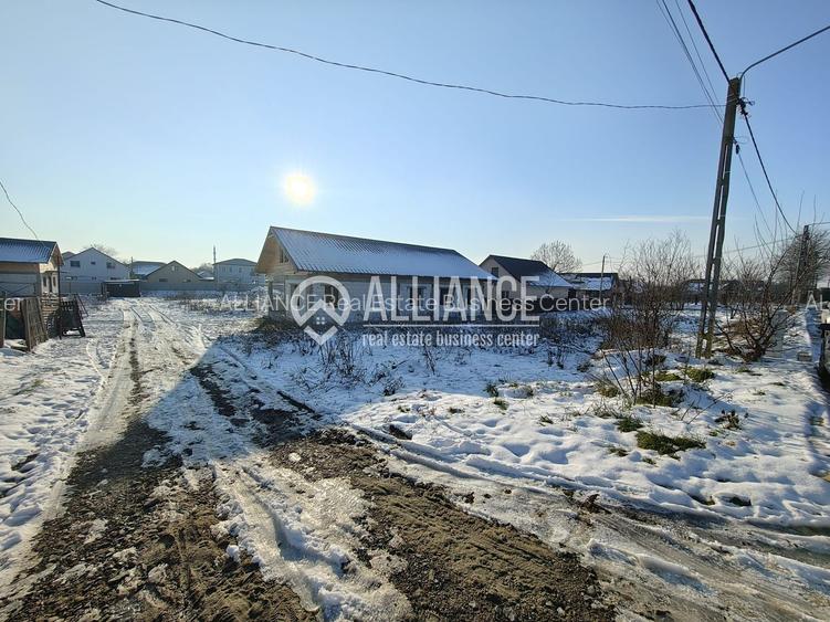 VALU LUI TRAIAN ( cod02) Teren intravilan 304 mp - 2