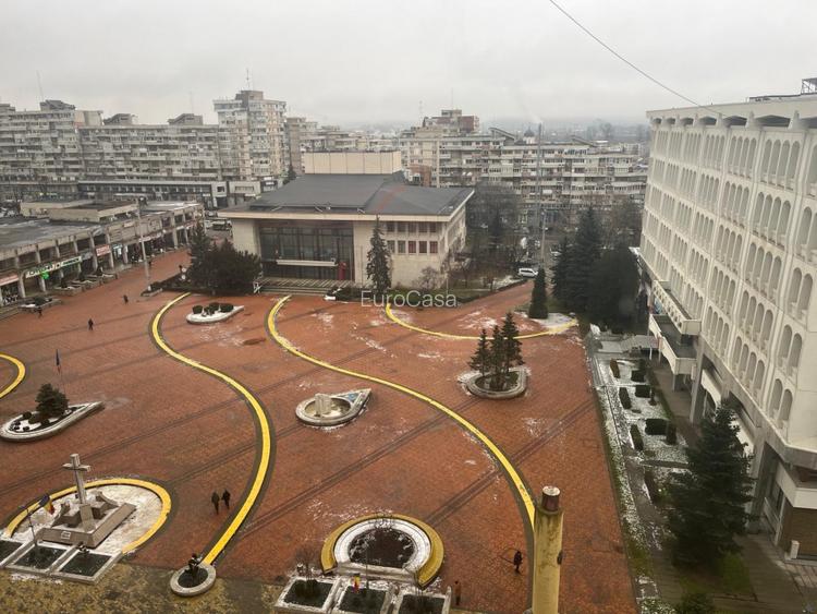 Apartament 3 camere Ultracentral, vedere panoramica - 2