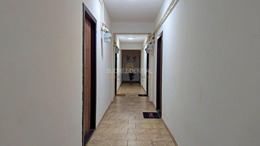 Metrou Bercen,  Apartament 2 camere, curte, decomandat, comision 0% - 12