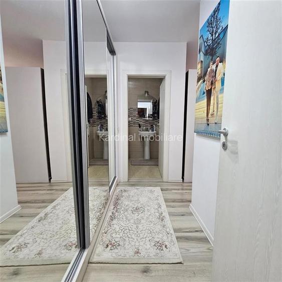 Apartament 3 camere,parcare boxa  etaj intermediar Kron Towers- Noua - 19