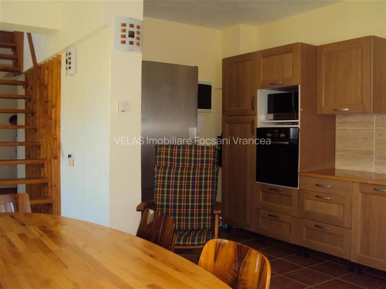 Vila Focsani, S+P+M, mobilata si utilata, CT si anexa - 8