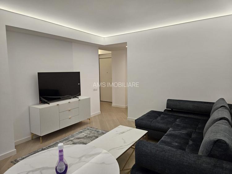 NOU / SUPERB /  MOBILAT SI UTILAT - 3