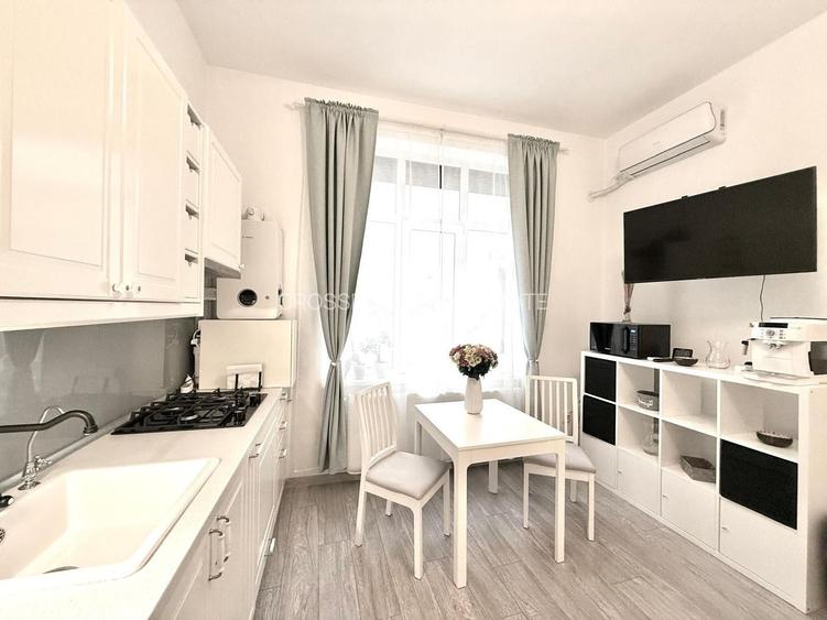 Apartament ultracentral 2 camere in vila Piata Victoriei - 5