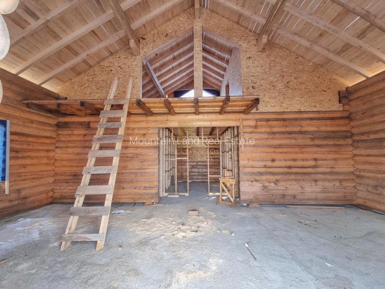 Cabana din bușteni la rosu pe teren 722 mp, Bod COMISION 0 - 5