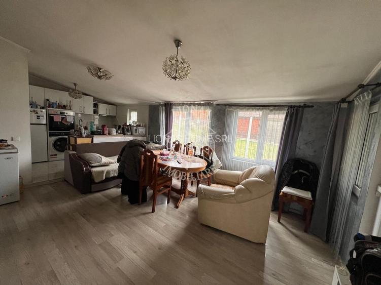 Casa 165 mp+anexa amenajata 68 mp-teren 13 ari-garaj, foisor-Jelna - 4