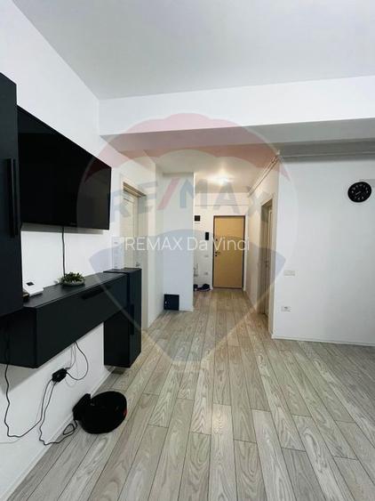 Apartament cu 2 camere de închiriat - 8