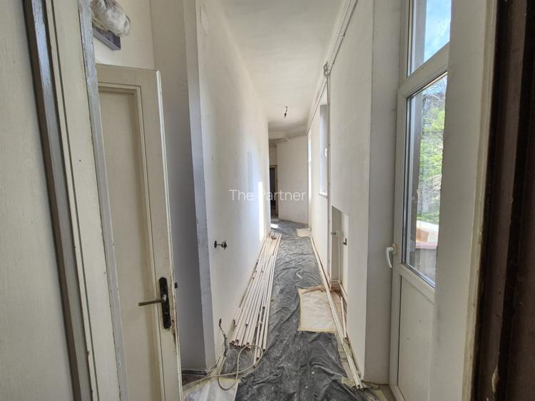 Spatiu birou de inchiriat - 9