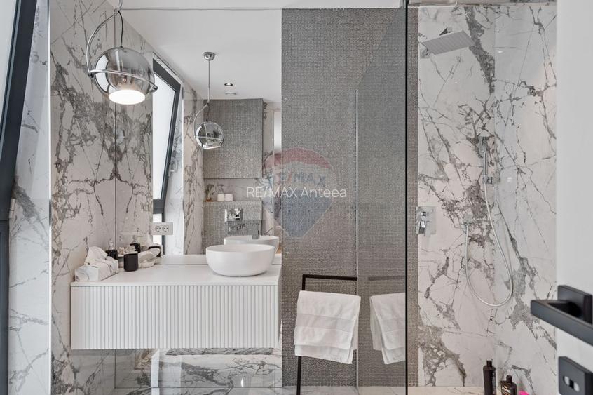 Arhitectură, tehnologie și lifestyle premium într-o vilă spectaculoasă - 28