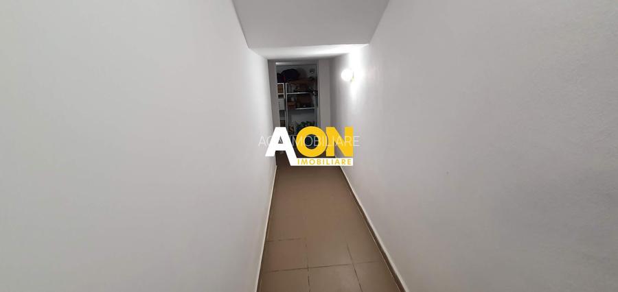 1/2 Duplex mobilat, utilat, cu garaj, D+P+1E, 397 mp teren, Cetate - 18