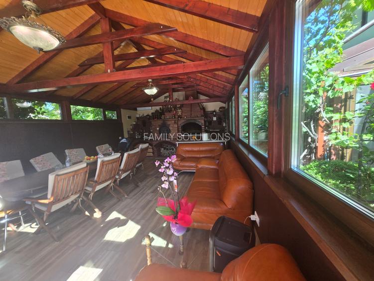 Casa individuala cu piscina. P+1+M. zona foarte buna - 9