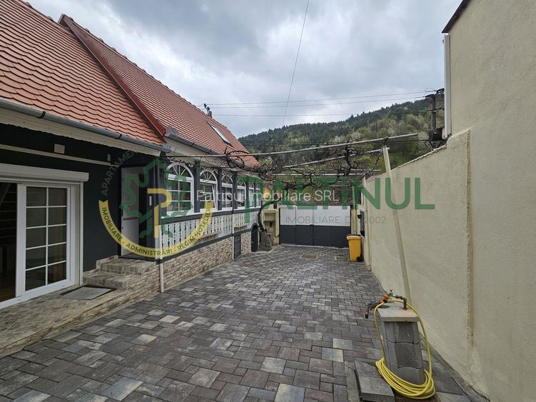 Casă cochetă, complet renovată, în Rășinari, Sibiu - 81