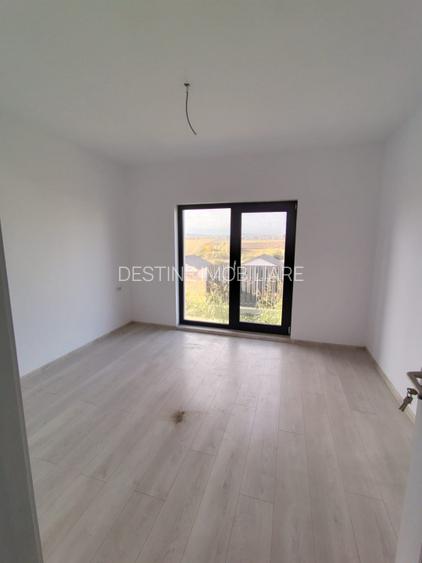 Vorovesti-Casa individuala cu 4 camere, plan parter  - 4