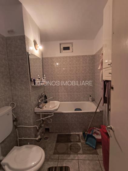 OCAZIE |EXCLUSIV  !GARA  3 CAMERE , 2 BALCOANE,LIBER  79 MP PRET 144000 EURO - 31
