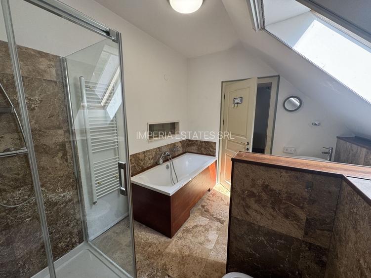 1100 mp teren!Vila în stil cottage francez, Iancu Nicolae - 9