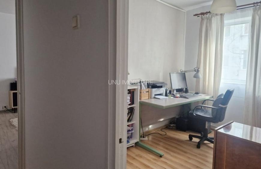 Etaj 2 - Alexandru - Zimbru - apartament 3 camere - mobilat - geam la baie - 10