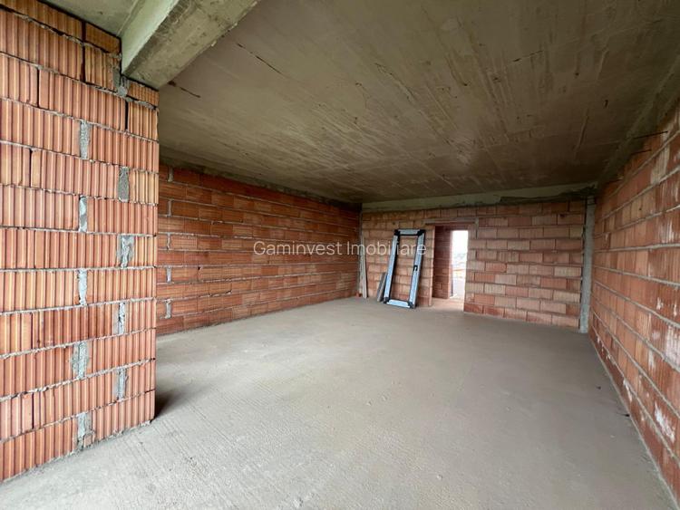 Spatii comerciale de inchiriat zona Calea Santandreiului A1977 - 9