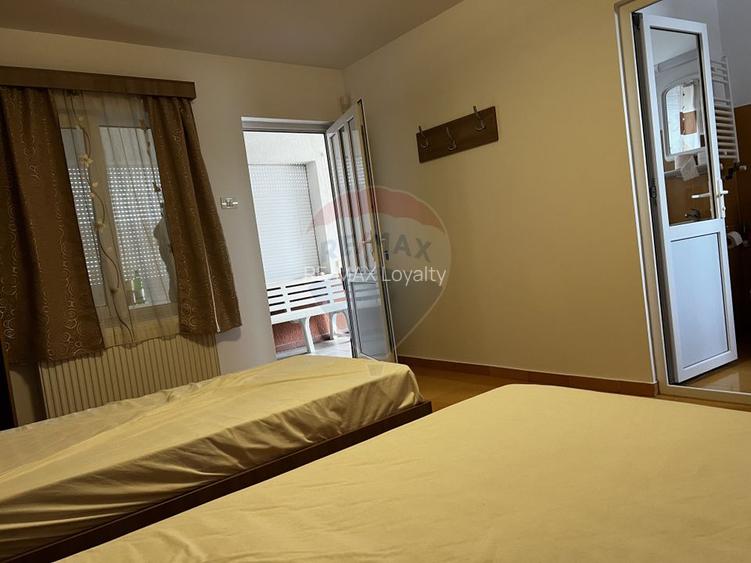 Casa si pensiune la pret atragator in 2 Mai Limanu Constanta - 8