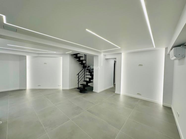 Spațiu comercial -  NOU  amenajat  în zona pietonala - Bd Decebal - 2