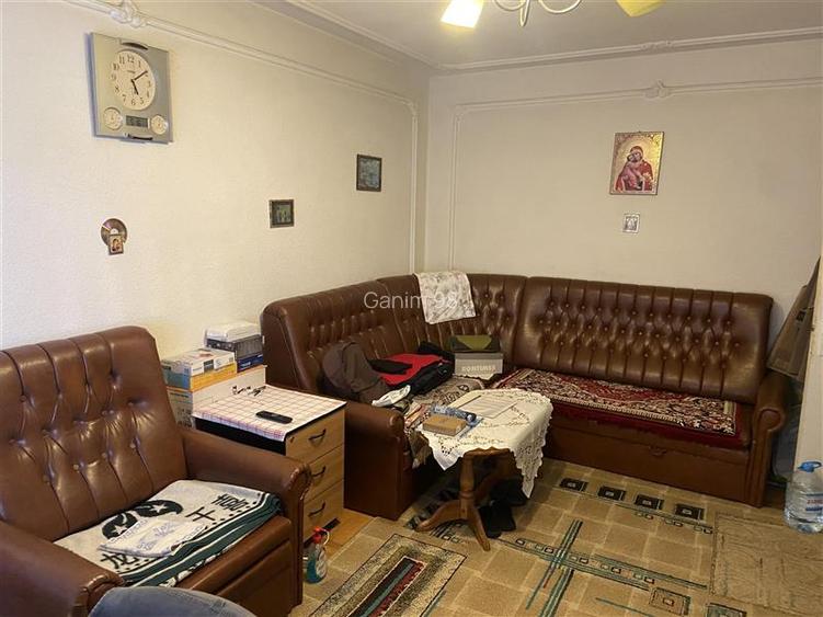 Apartamen 3 camere , cartier Sud 70 mp , decomandat - 3