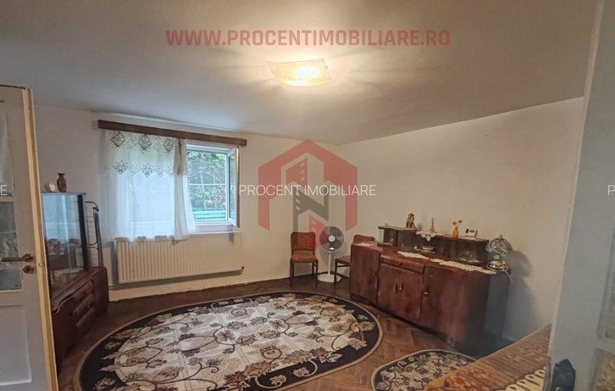 EXCLUSIVITATE! Casa de vanzare, 2 camere - situata in Centrul Istoric ! - 2