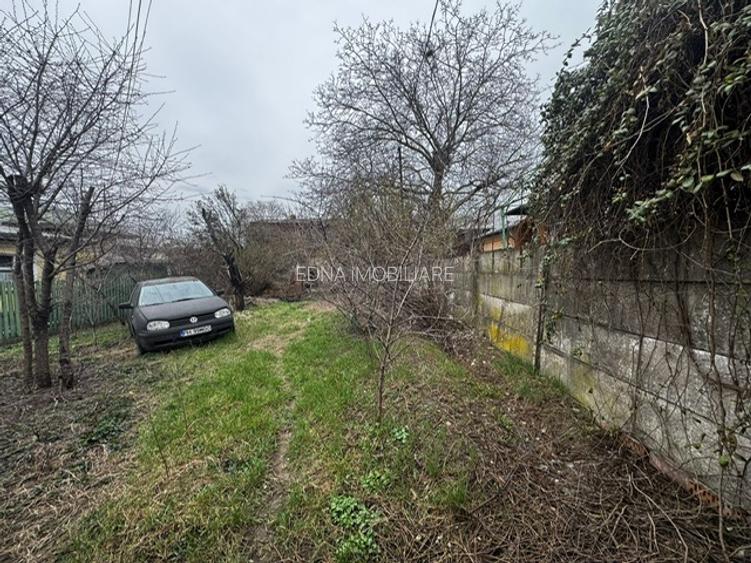 Casă renovabilă sau teren pentru construcție nouă : 645 mp. - 4