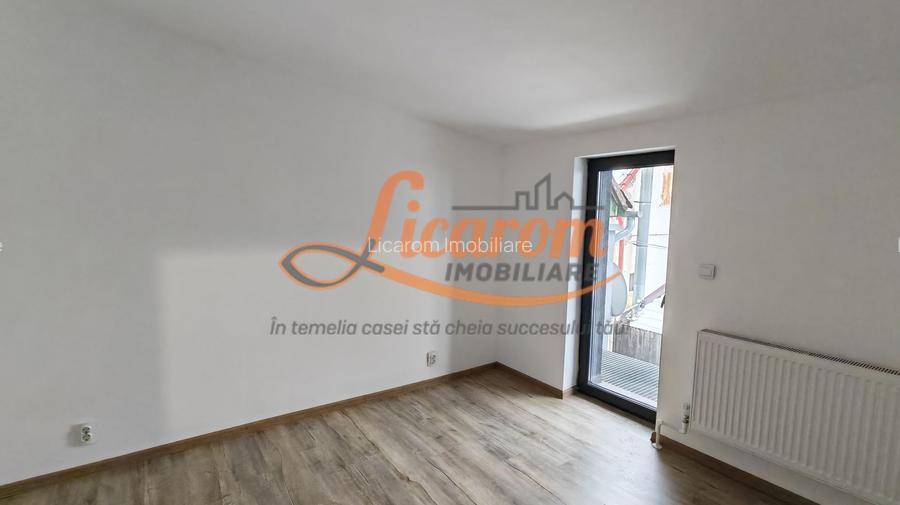 Casa P+E zona Astra-Racadau,4 camere,curte comuna.Comision 0 - 10