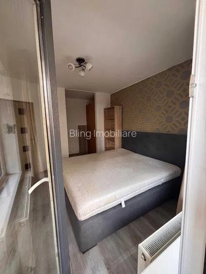 Apartament cu 3 camere, 52 mp, balcon, zona Terra - 3