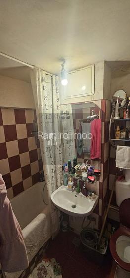 Apartament 2 camere deccomandat/ 5 minute de metrou 1 Dec/Sector 3 - 4