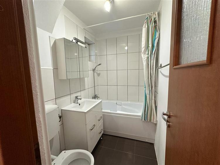 Resita, Apartament de vanzare sau schimb cu Casa, Renovat, 2 Cam.Cf.1, Sd.,Lunca