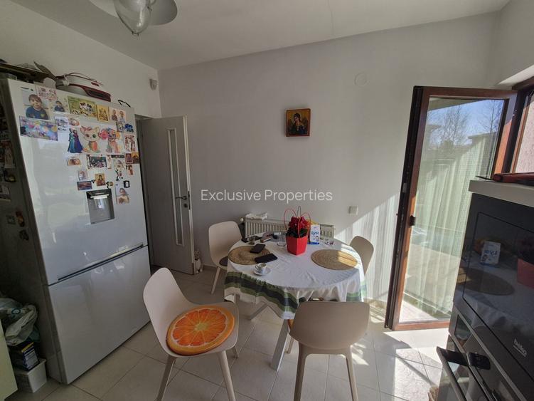 Casa in Darza (Buftea), carport, curte cocheta, utilata si mobilata - 4