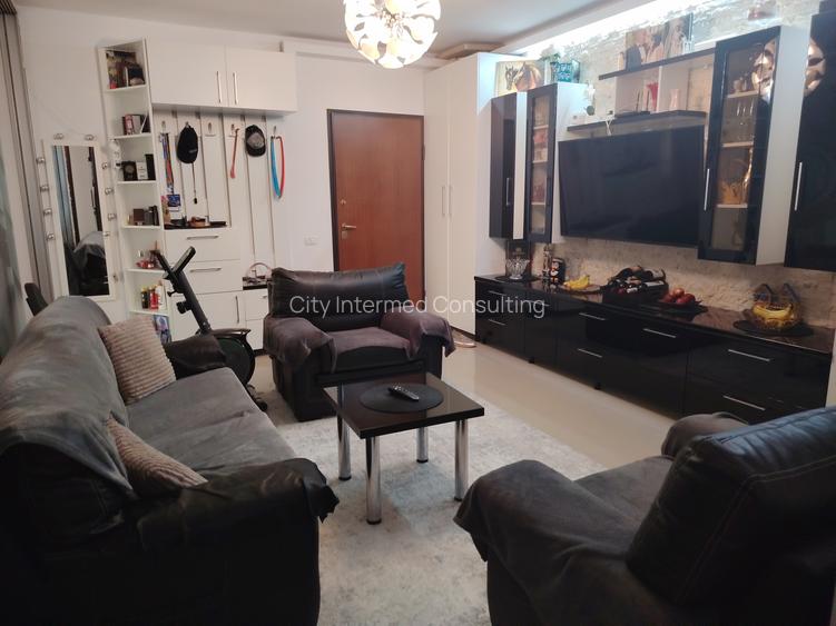 2 camere transformat în 3 camere, 70 mp,  cu finisaje premium, etaj 1, parcare - 3