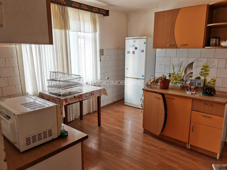 Apartament 5 camere pe 2 niveluri, in casa zona Florilor - 16