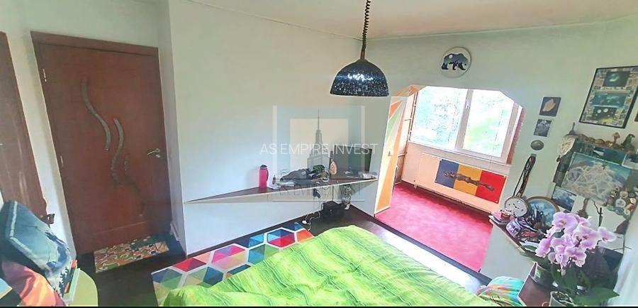 Apartament 4 camere de vanzare/ zona Tractorul - 7