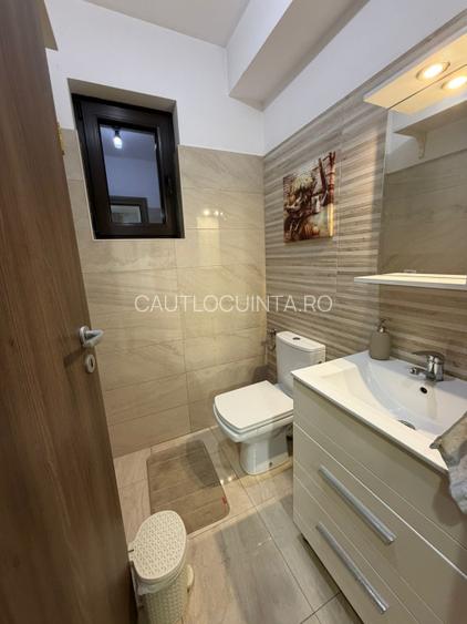 Casa/ Curte/ Dobroesti - 12