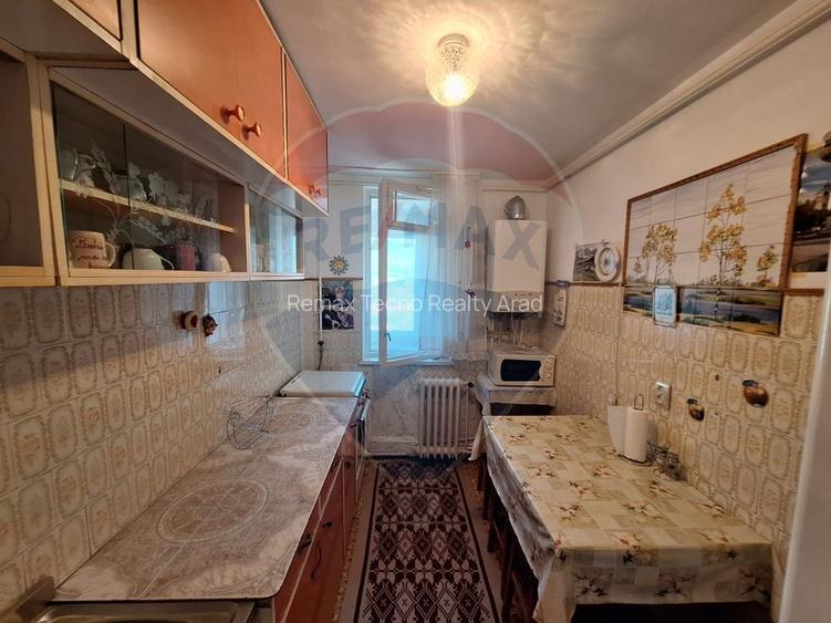 Apartament 3 camere Deva, jud. Hunedoara - 12