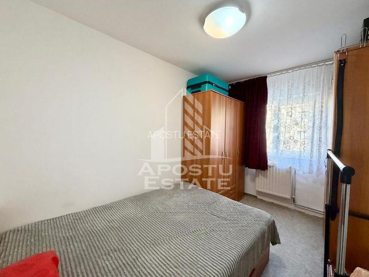 Apartament 3 camere, etaj 1, Boxa,  centrala proprie, zona Lipovei - 9