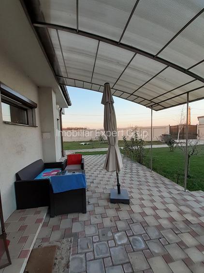 Saftica Ilfov Vila 257mp, 6 camere, Curte Teren 1227 mp, nou 2015 - 34