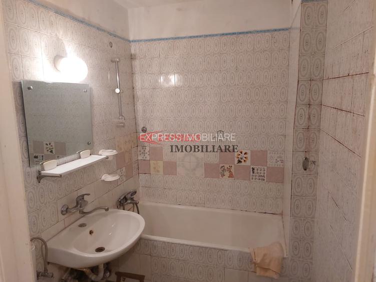 Titan, Liviu Rebreanu, Complex Alba - 3