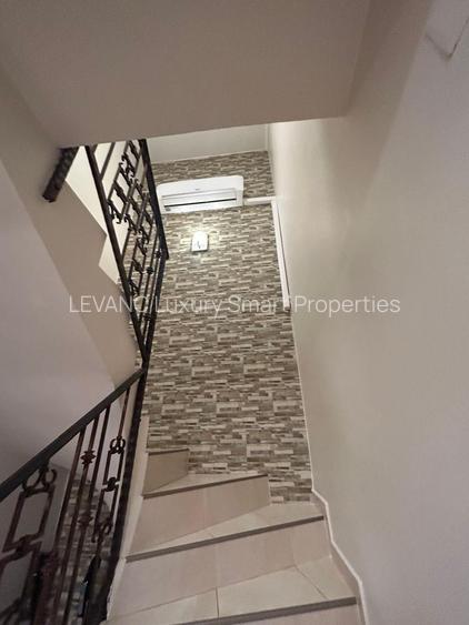 VILĂ TIP DUPLEX – ELEGANȚĂ,  ȘI CONFORT - 8