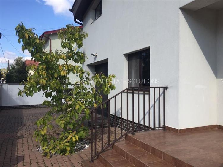 TEISANI - VILA SUPERBA LANGA PADURE, 2007, P+M, TEREN 550 MP! - 16